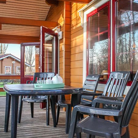 Awesome Home In Gramsbergen With Kitchen 외부 사진